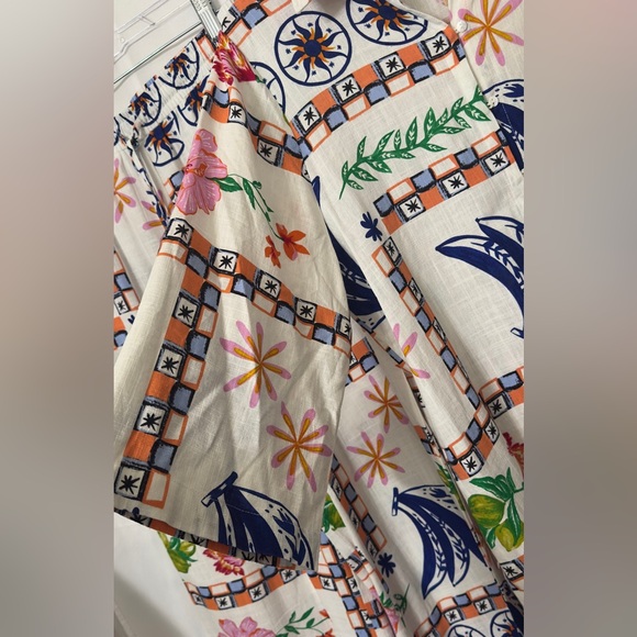 Label of Love Women's Pants & Shirt Set. - Picture 5 of 9